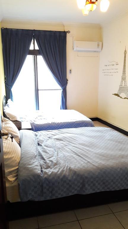 Coastland Apartment Toucheng Bagian luar foto