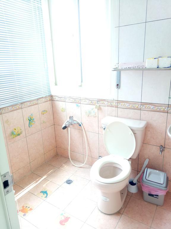 Coastland Apartment Toucheng Bagian luar foto