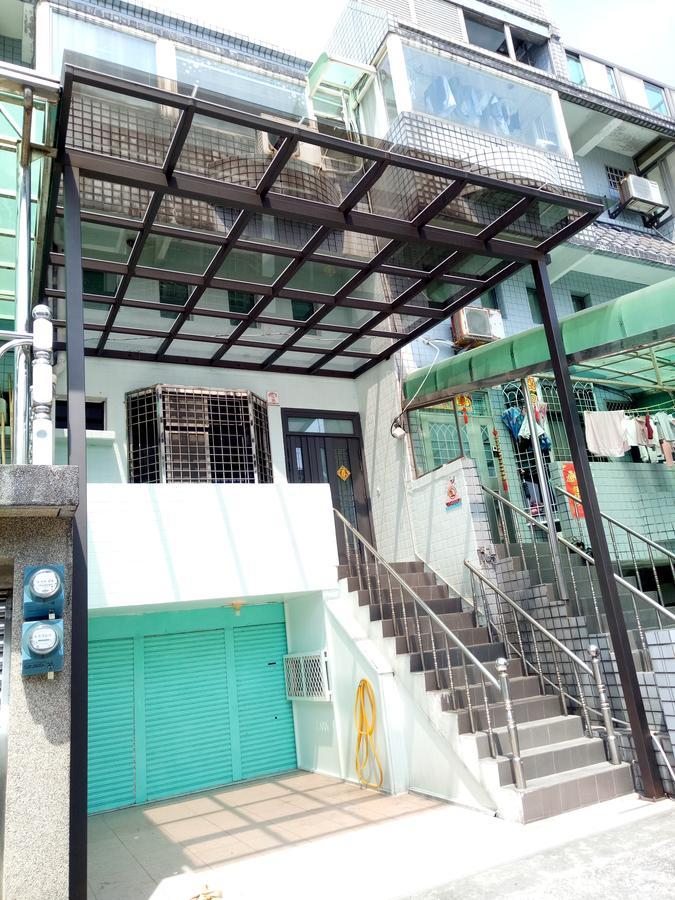 Coastland Apartment Toucheng Bagian luar foto