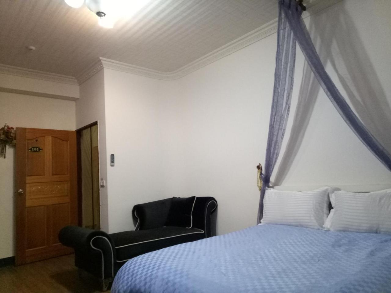 Coastland Apartment Toucheng Bagian luar foto