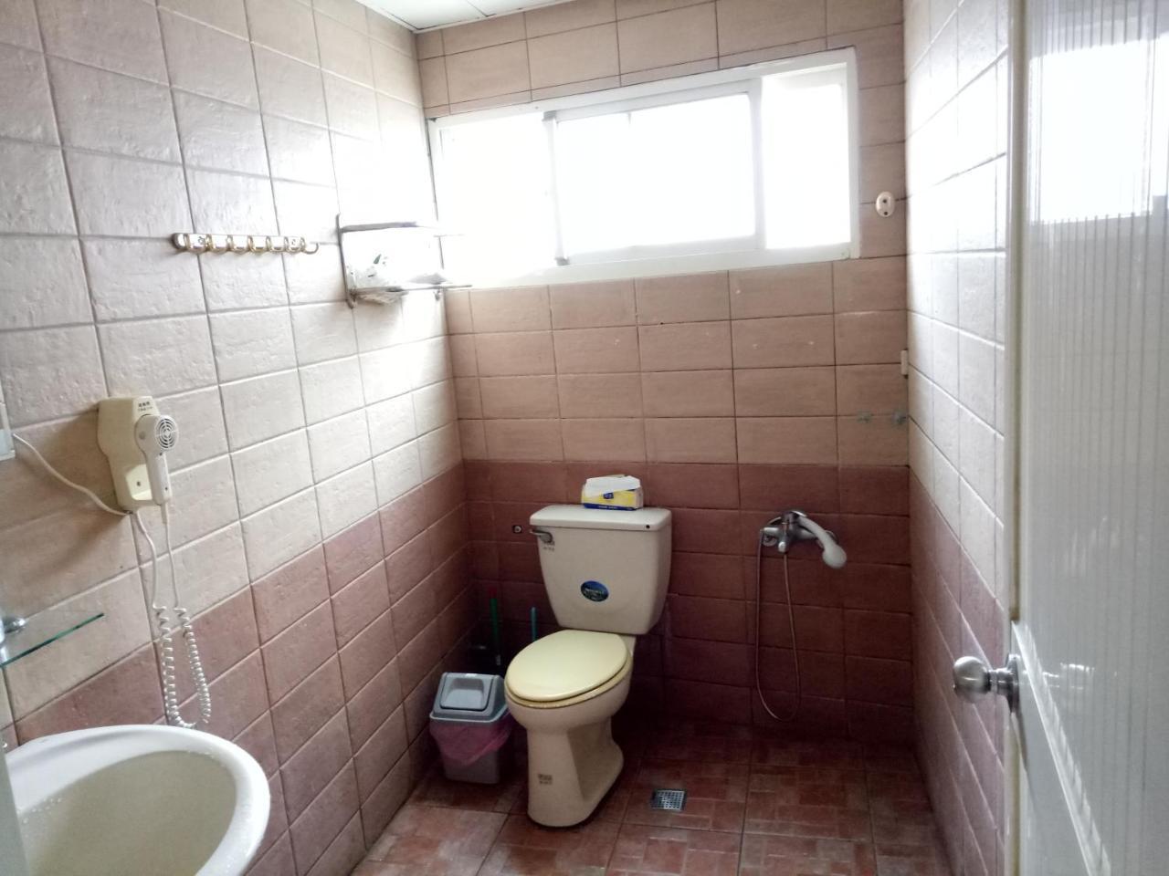 Coastland Apartment Toucheng Bagian luar foto